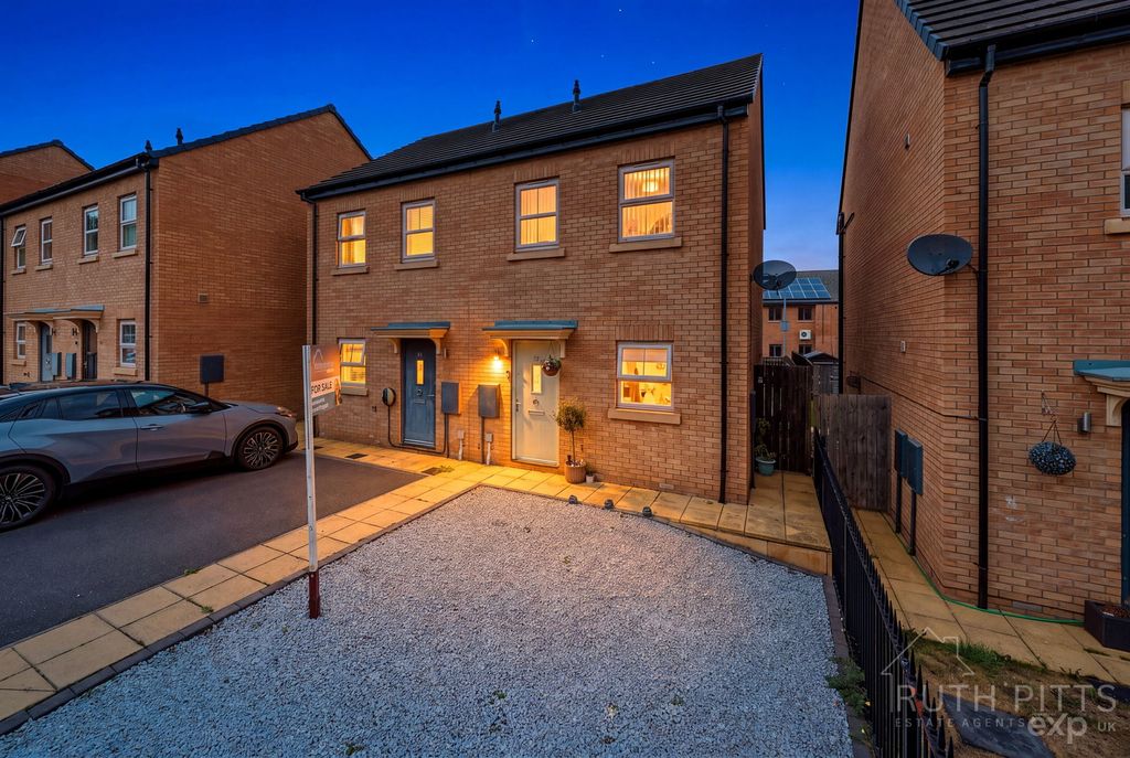 Property photo 1 of 31