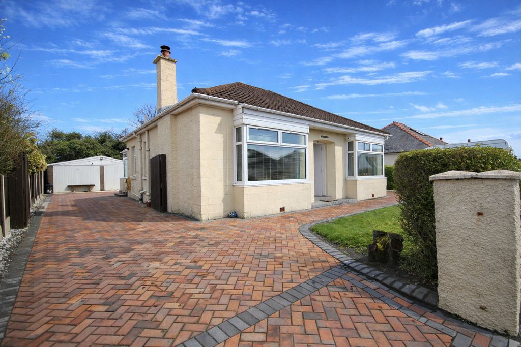 Property photo 1 of 23