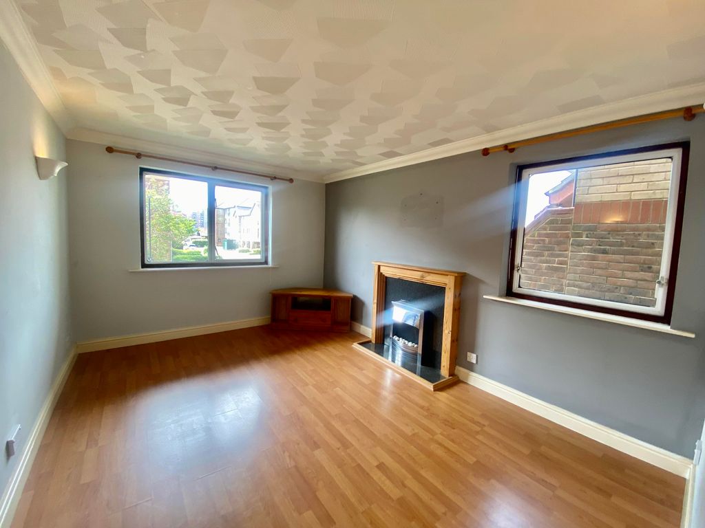 Property photo 2 of 5 Image