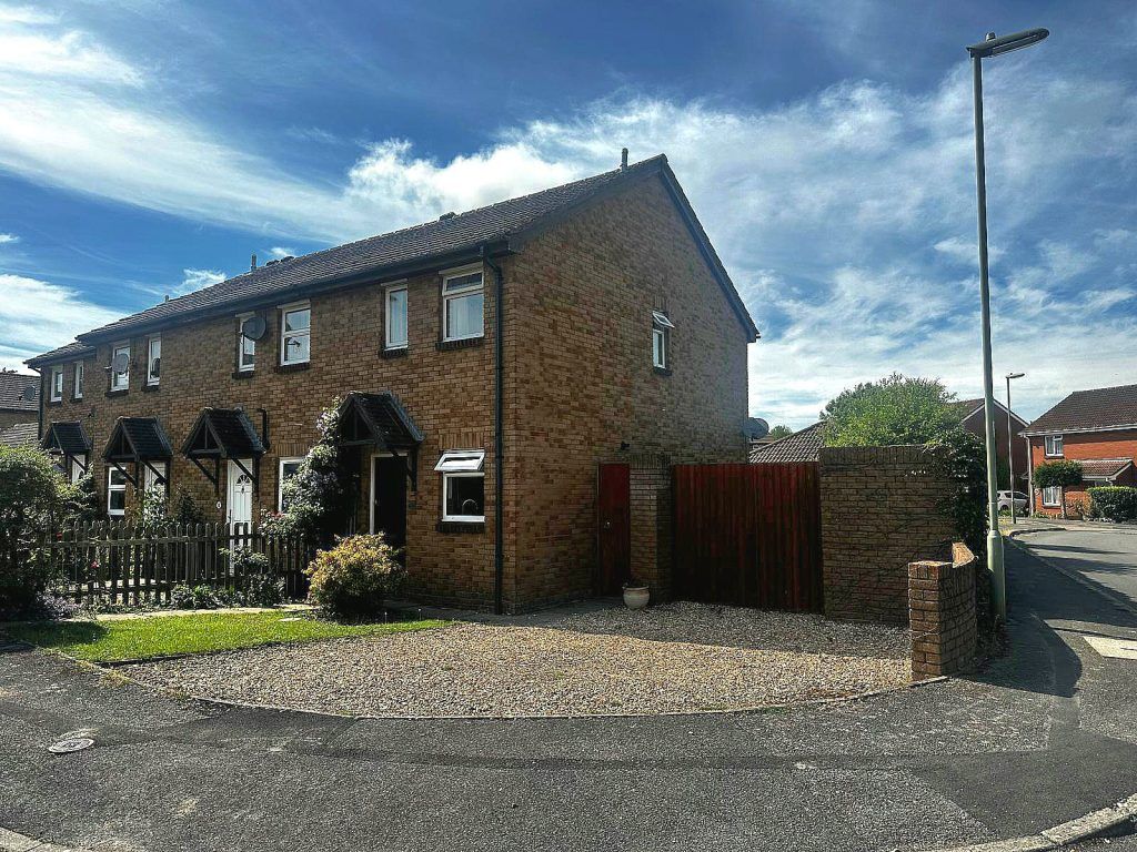 Property photo 1 of 12