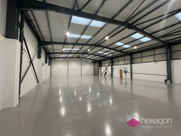 Property photo 2 of 8