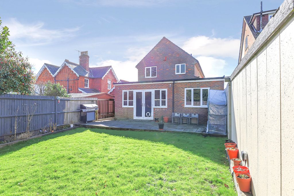 Property photo 2 of 12 Picture No. 12