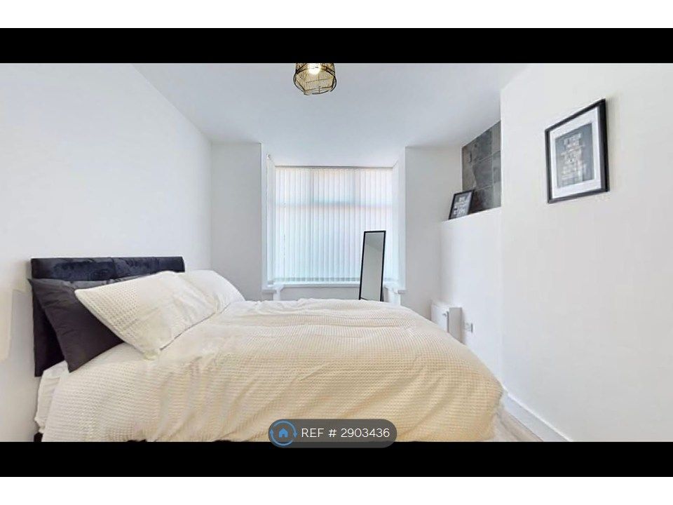 Property photo 3 of 34