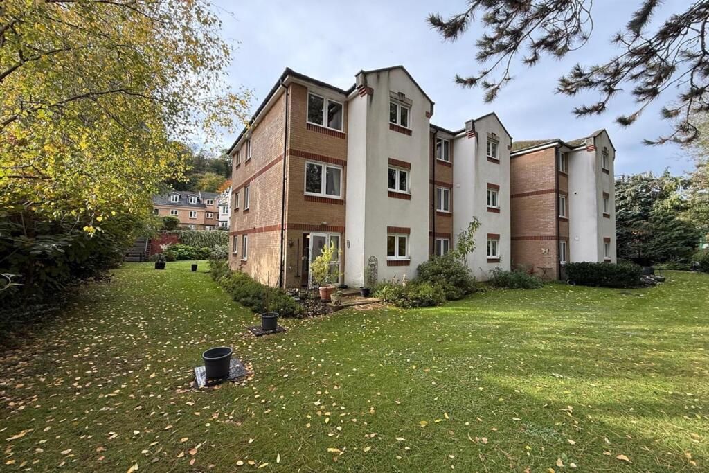 Property photo 1 of 5