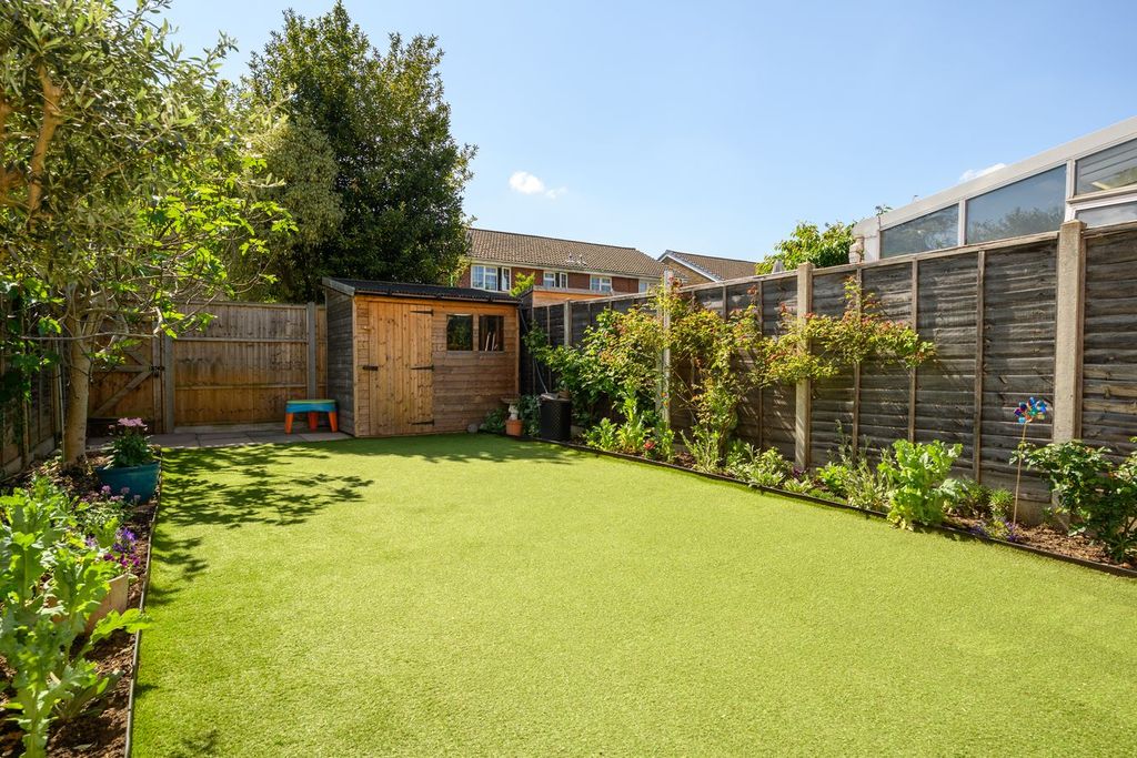 Property photo 2 of 12