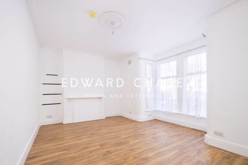 Property photo 2 of 13 Photo 9