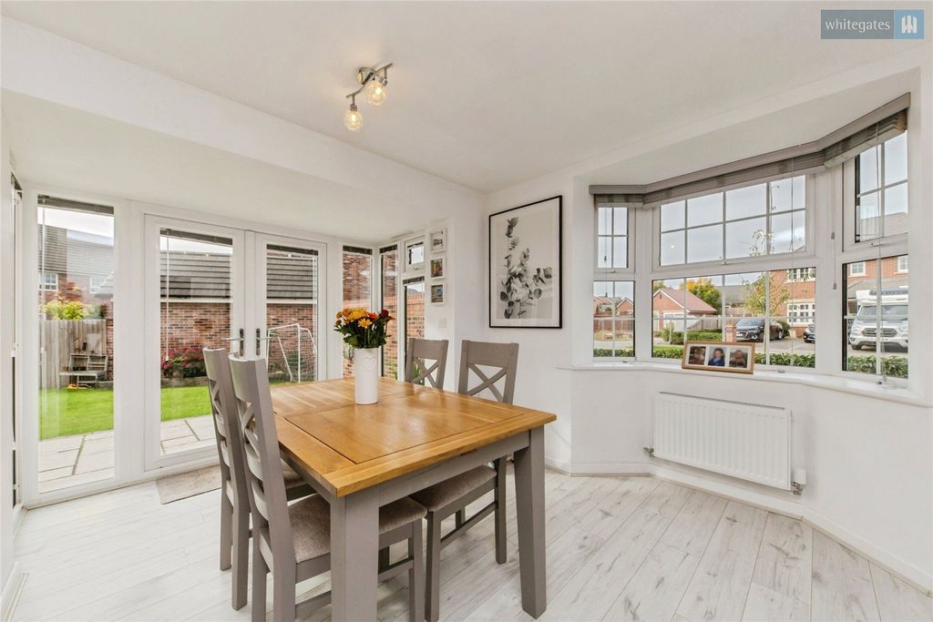 Property photo 3 of 26 Picture No. 02