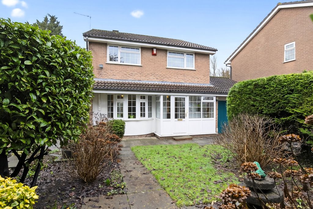 Property photo 2 of 20