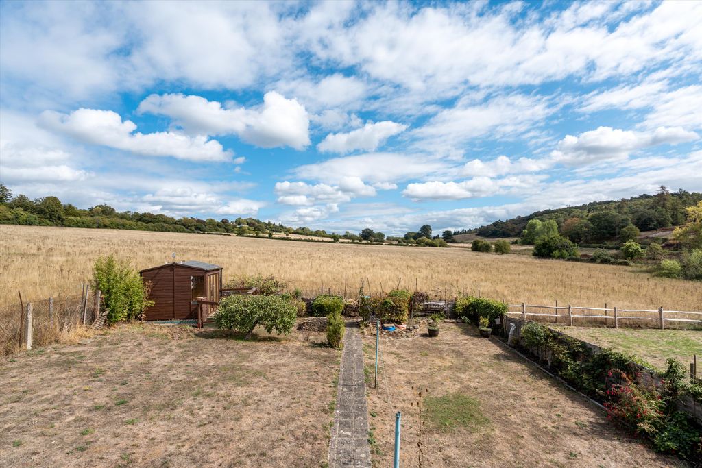 Property photo 2 of 18 Image