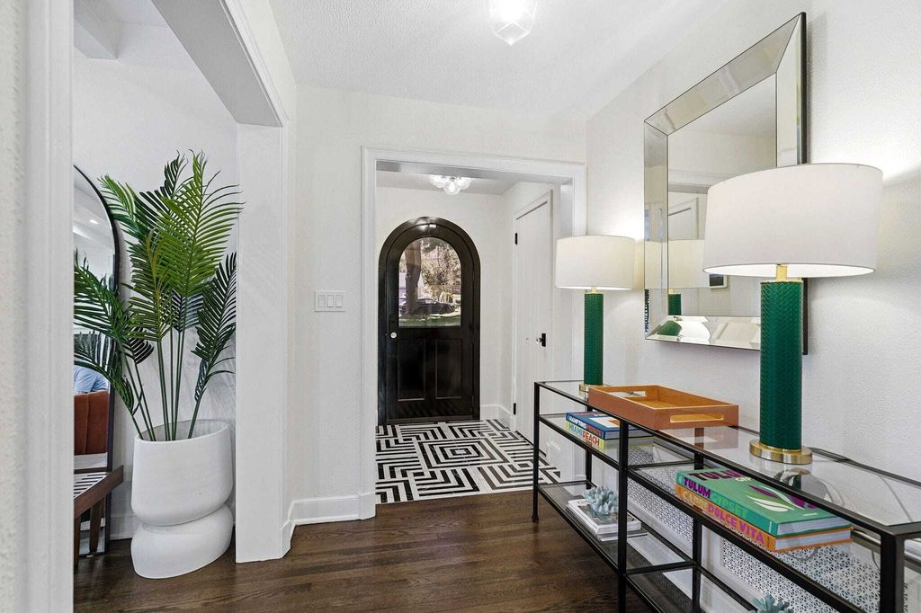 Property photo 2 of 28 <Alttext/>