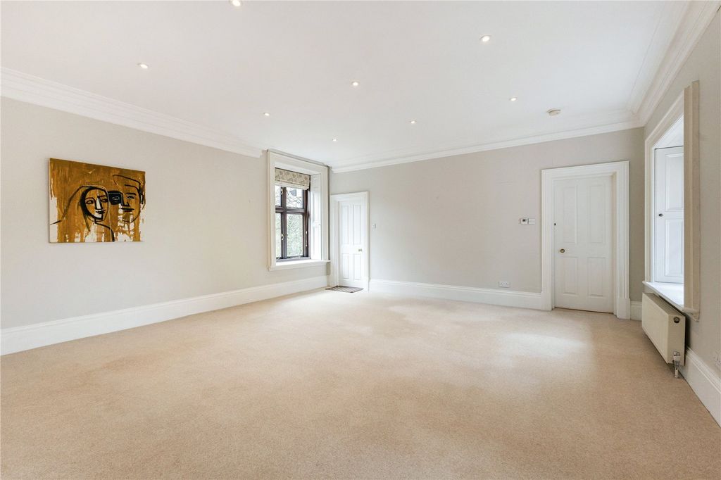 Property photo 3 of 13 Drawing Room