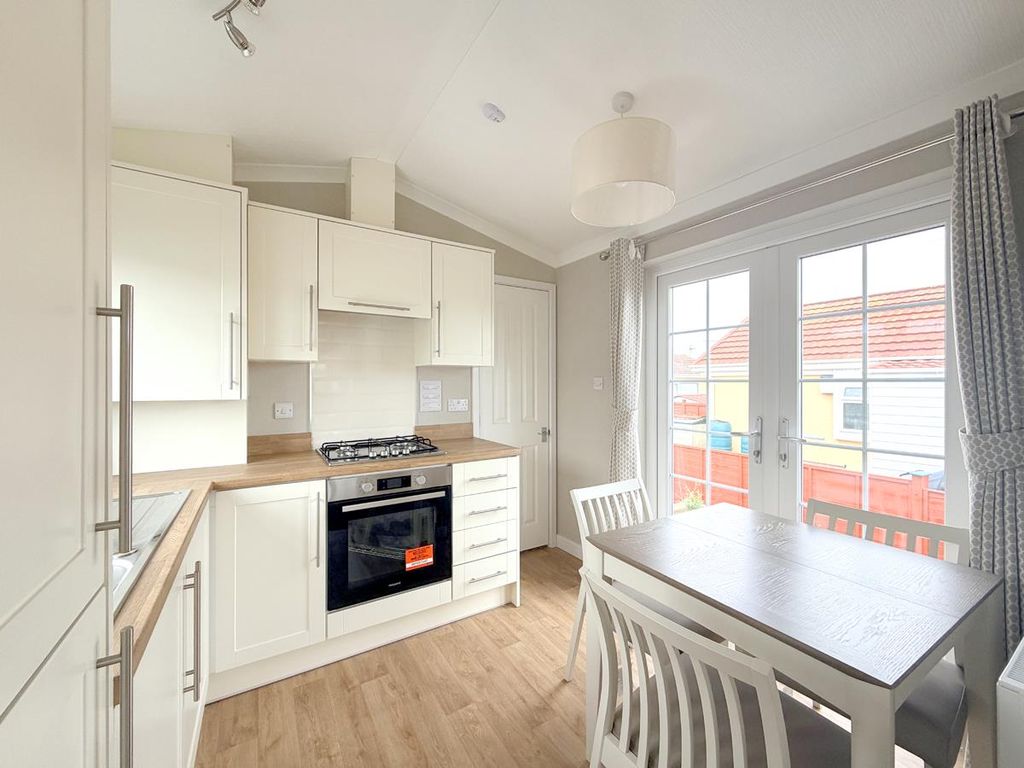 Property photo 3 of 14 Image00002.Jpg