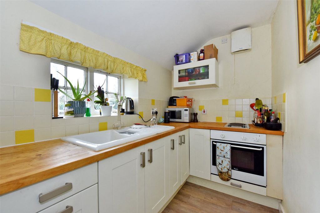 Property photo 2 of 10 Picture No. 05