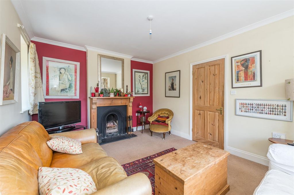 Property photo 3 of 21 N014_37.Jpg