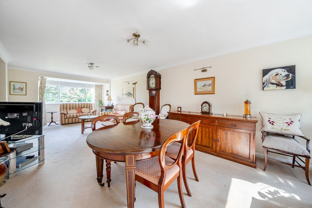 Property photo 3 of 33 1290064-3-682De37...