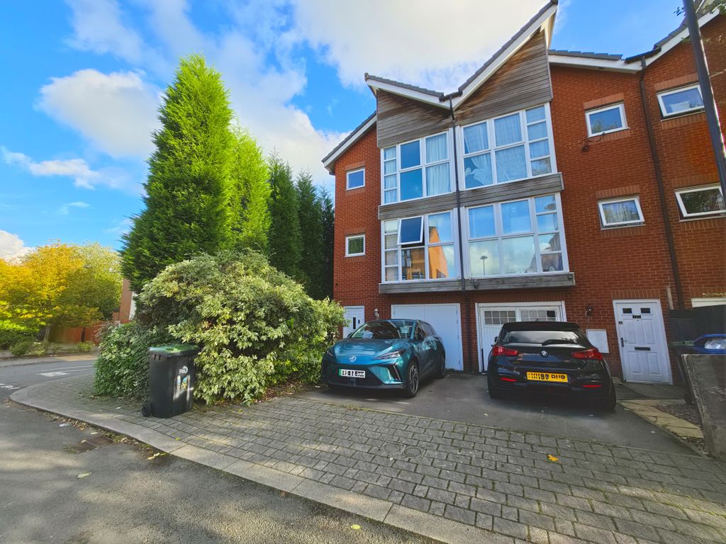 Property photo 1 of 35