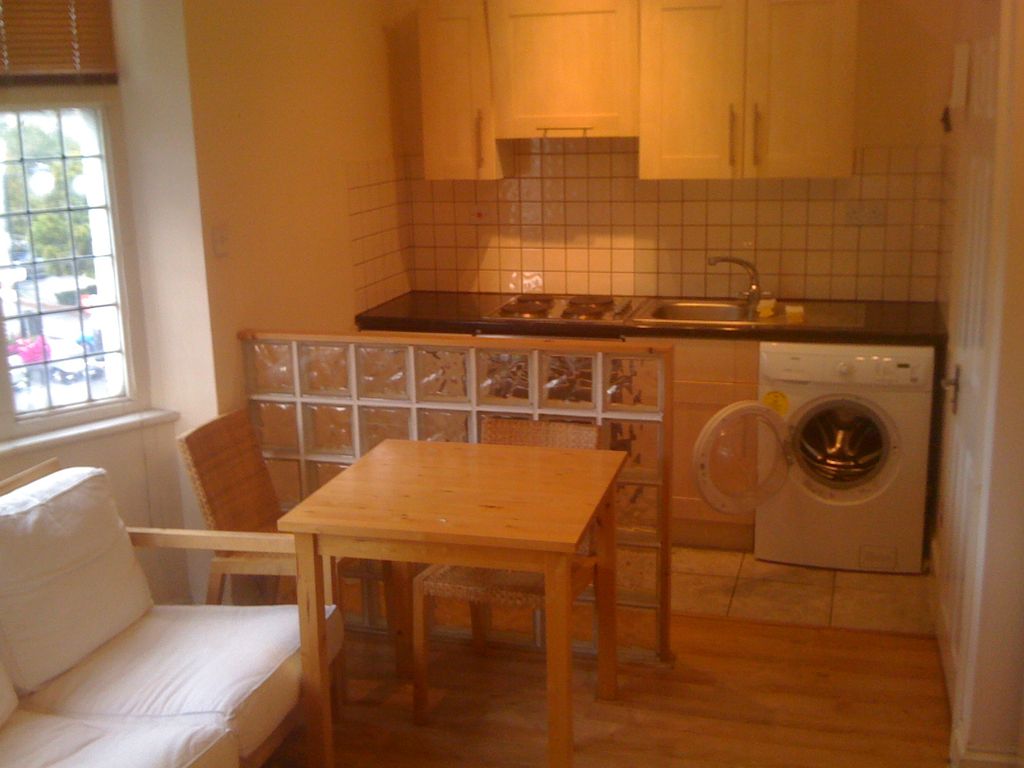 Property photo 1 of 4