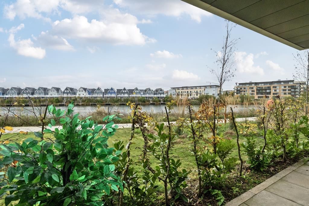 Additional image 18 of 2 bed flat for saleBankside Gardens, Green Park, Berkshire RG2