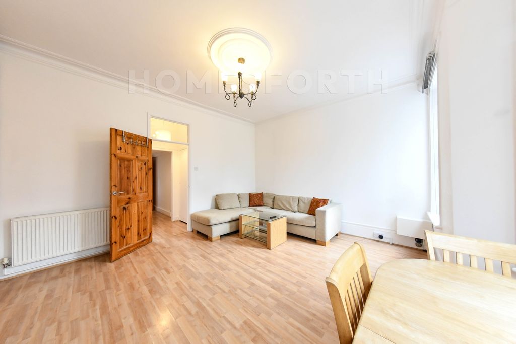 Property photo 2 of 8 Photo 5