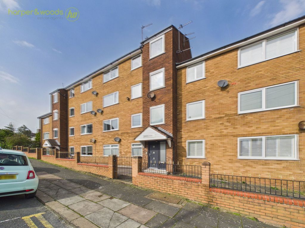 Property photo 1 of 19