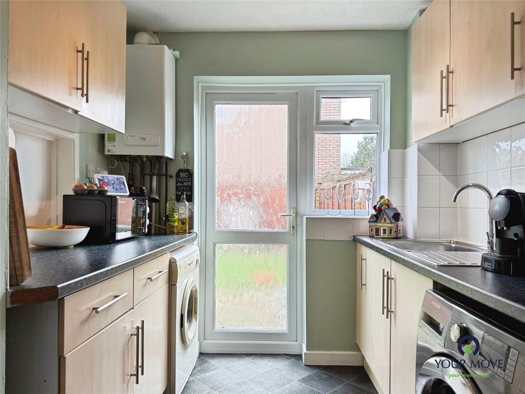 Property photo 3 of 16 Picture No. 19