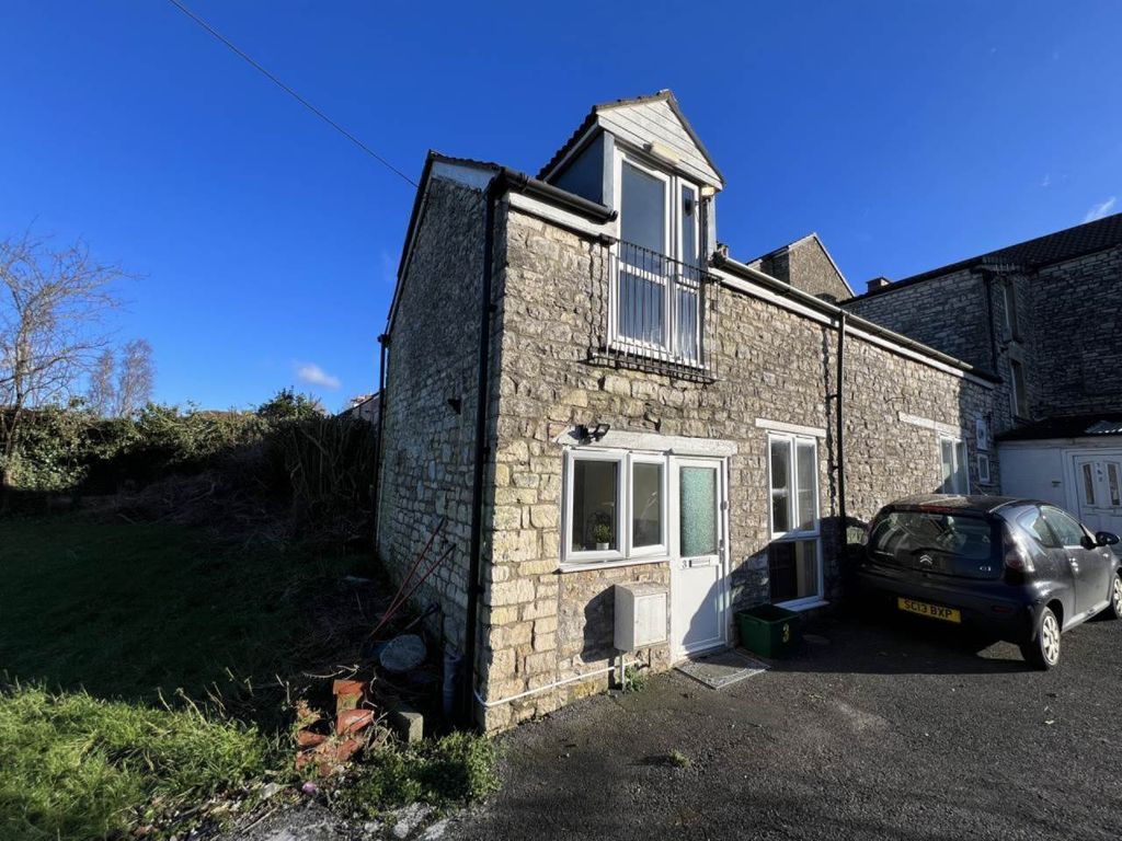 Property photo 1 of 10 External