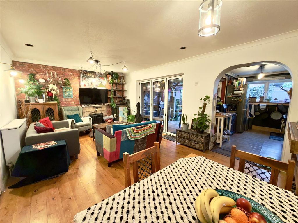 Property photo 2 of 21 Img_6582.Jpeg