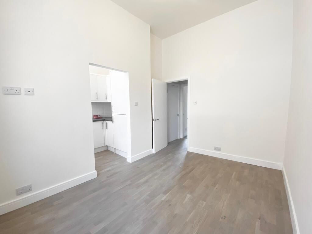 Property photo 2 of 6 2