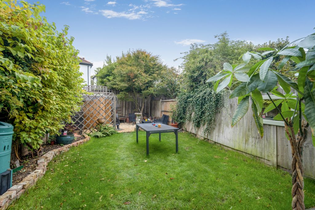 Property photo 3 of 15