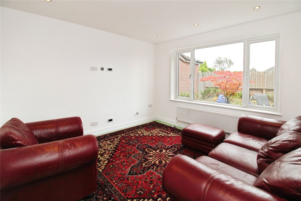 Property photo 3 of 11 Picture No. 04