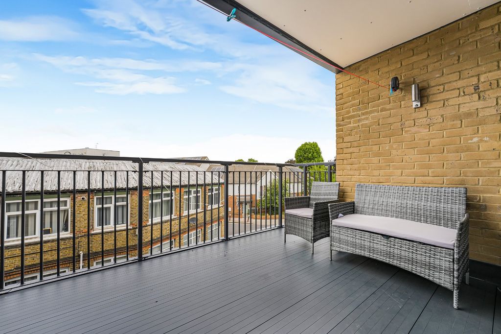 Property photo 2 of 16 Picture No. 09