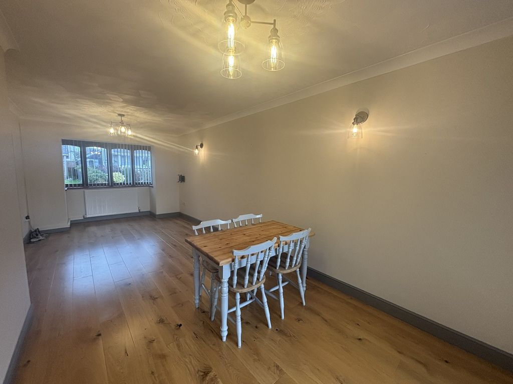 Property photo 3 of 11 Not Specified