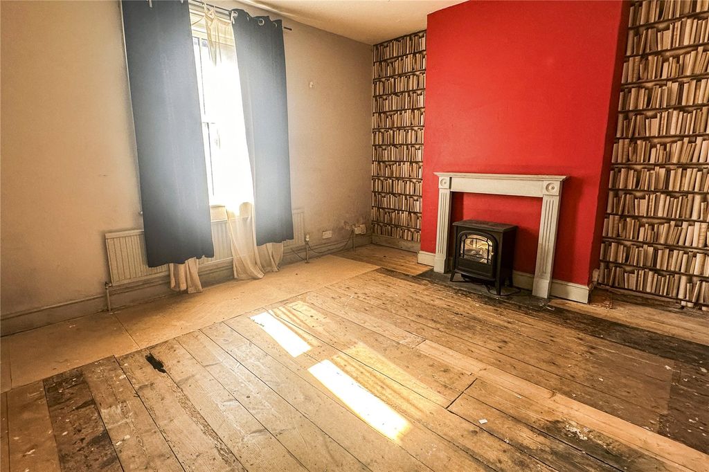 Property photo 3 of 15 Picture No. 23