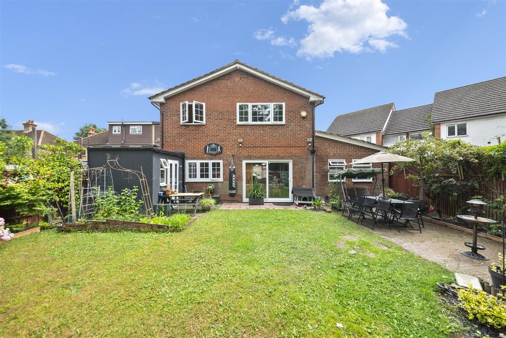 Property photo 1 of 22