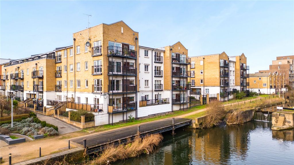 Property photo 1 of 22 Exterior