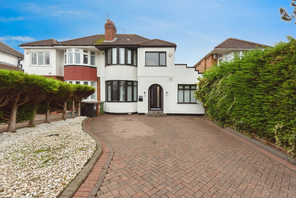 Property photo 1 of 22 Frontage