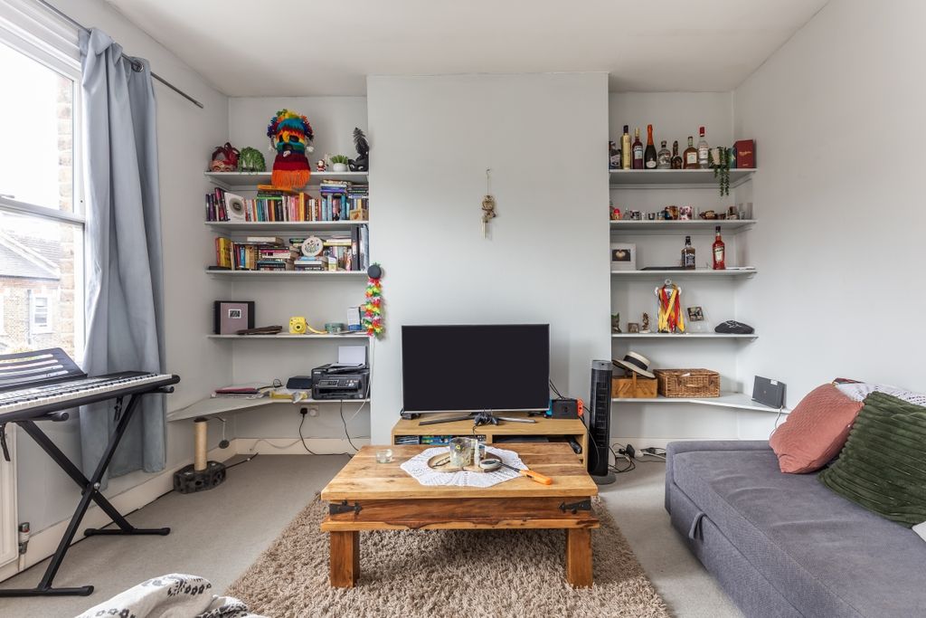 Property photo 1 of 7