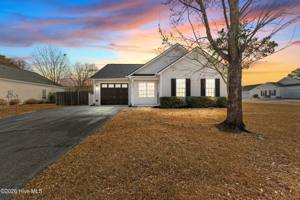 Property photo 1 of 31