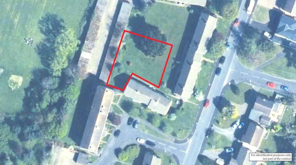 Property photo 1 of 2