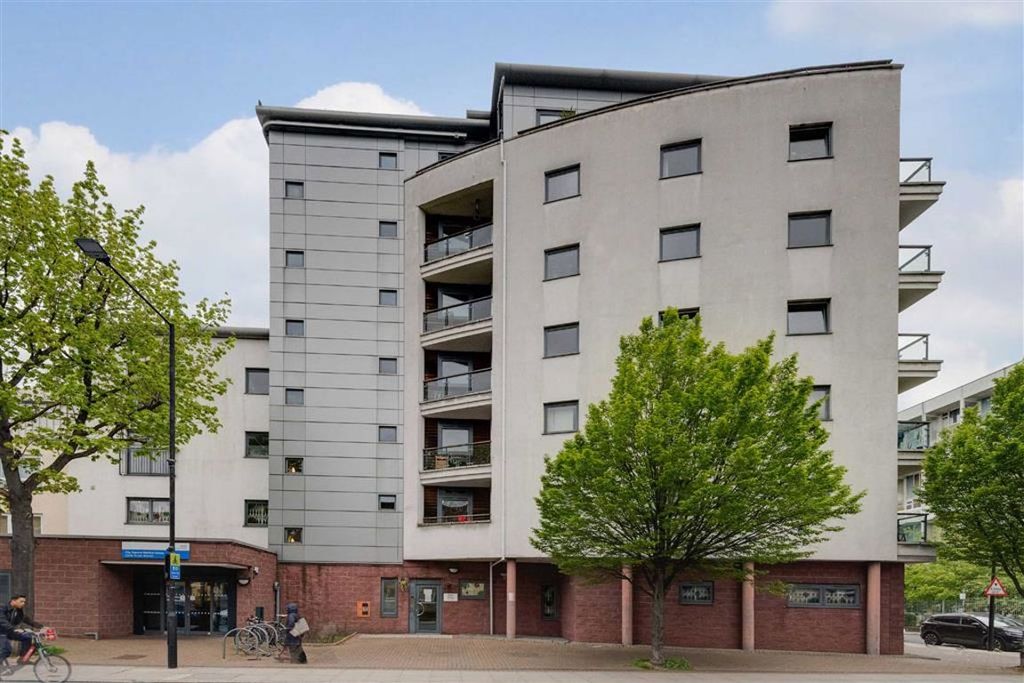 Property photo 1 of 7