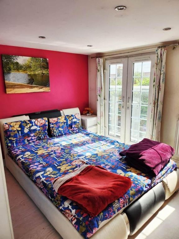 Property photo 2 of 11 Photo 2