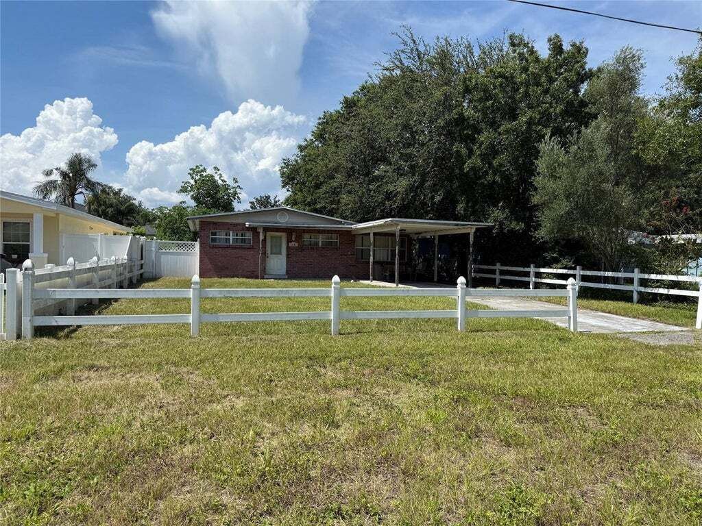 Property photo 2 of 5 <Alttext/>