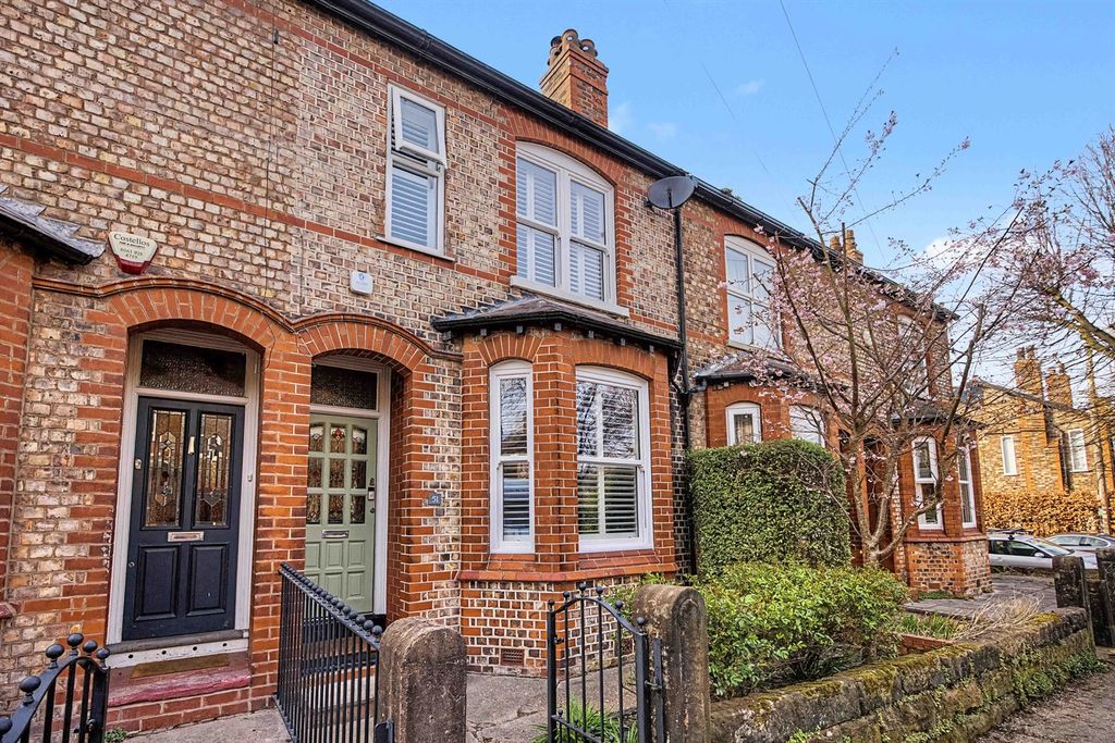 Property photo 1 of 13 (Main)