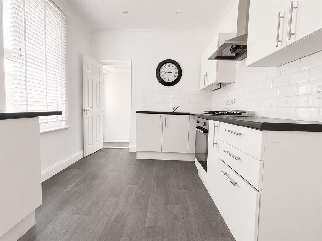 Property photo 2 of 13 Wells Kitchen 2.Jpg