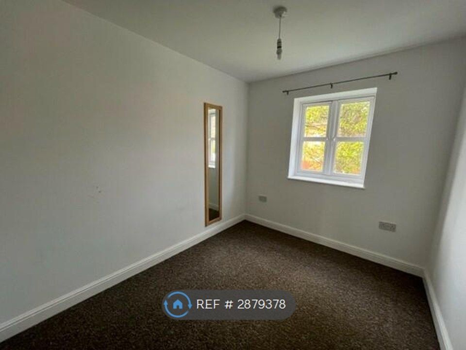 Property photo 2 of 6 2nd Bedroom