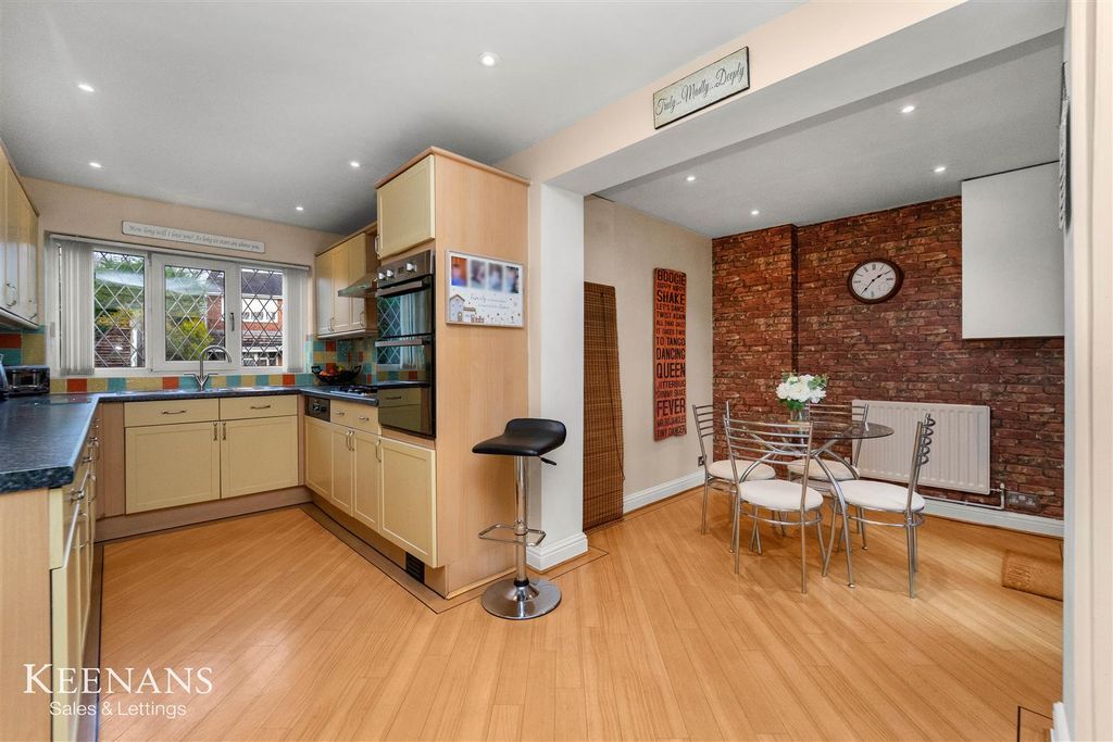 Property photo 3 of 55 4.Jpg