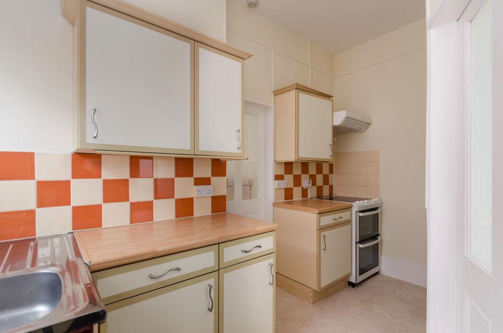 Property photo 3 of 7 Picture 3