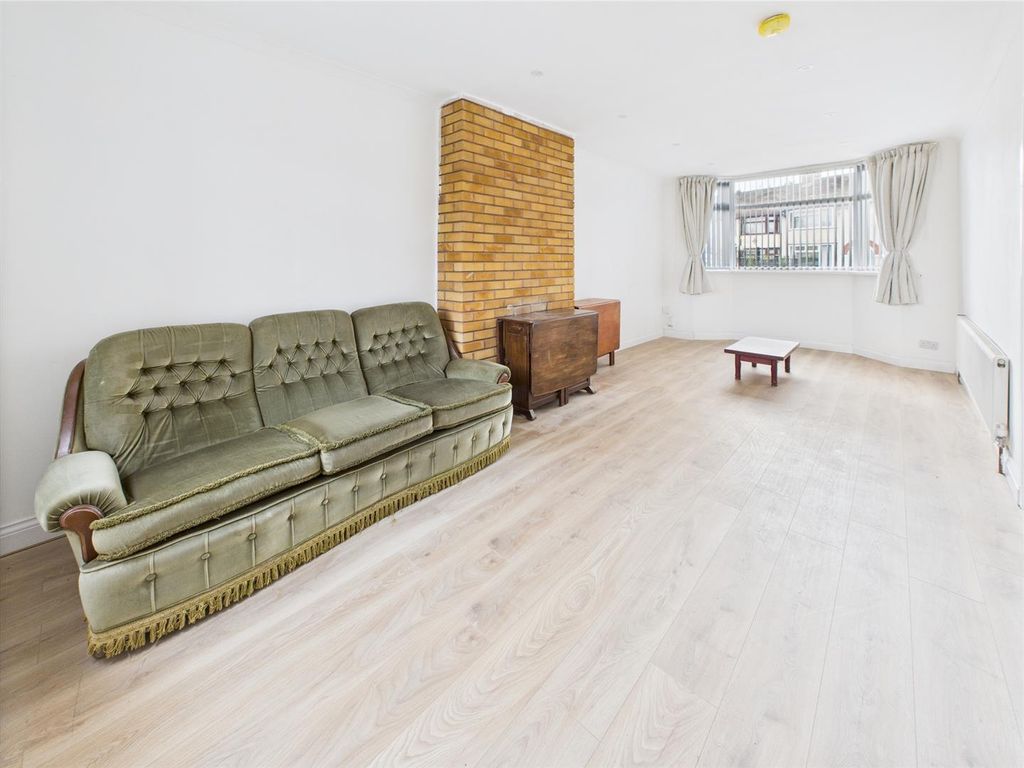 Property photo 2 of 12 Lounge/Dinner