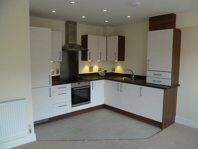 Property photo 2 of 6 Kitchen