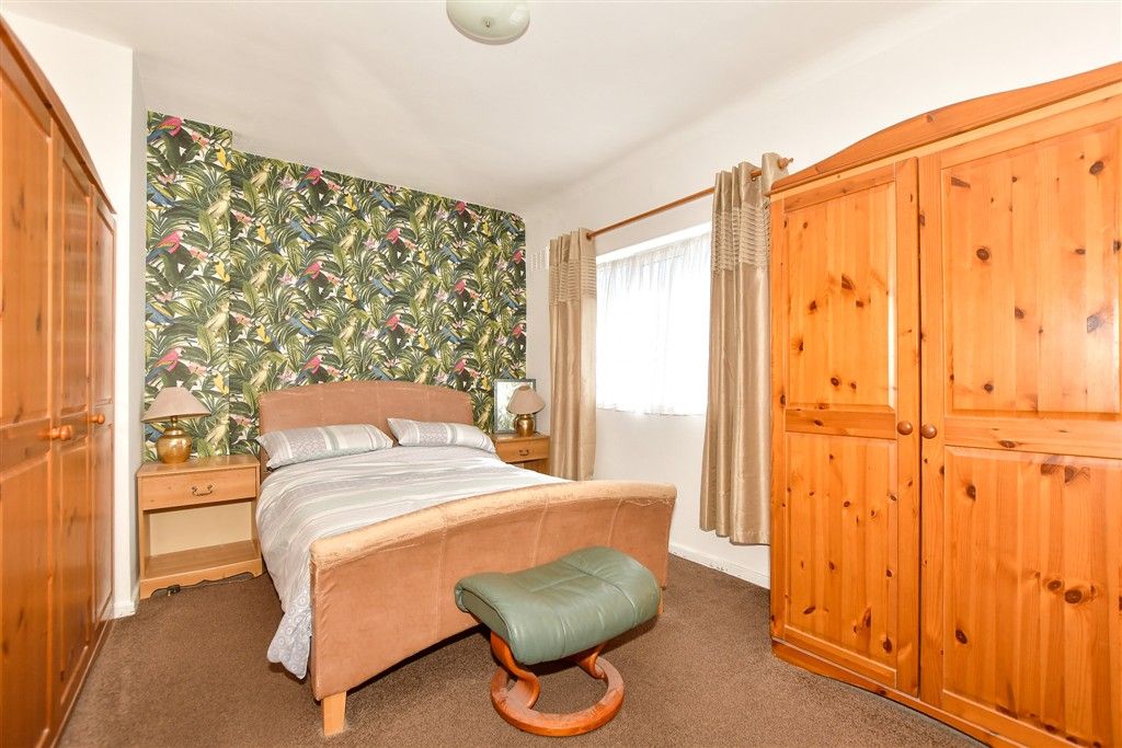 Property photo 3 of 11 Bedroom 1